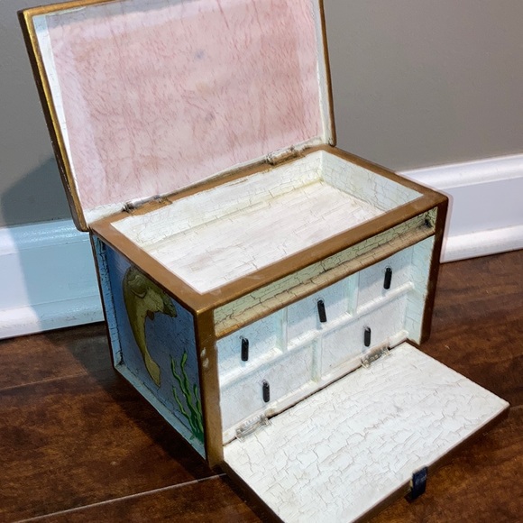 Handpainted Manatees wooden Jewelry / trinket box Peru Hand Jive shabby 8 1/4” - Picture 3 of 12
